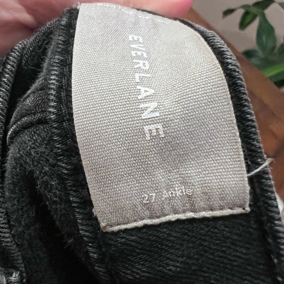 𝅺EVERLANE Ankle High Rise Slim Straight Jeans - Picture 9 of 10